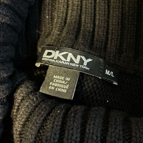 DKNY Turtleneck Sweater Oversized Asymmetric Poncho M/L - Picture 6 of 6